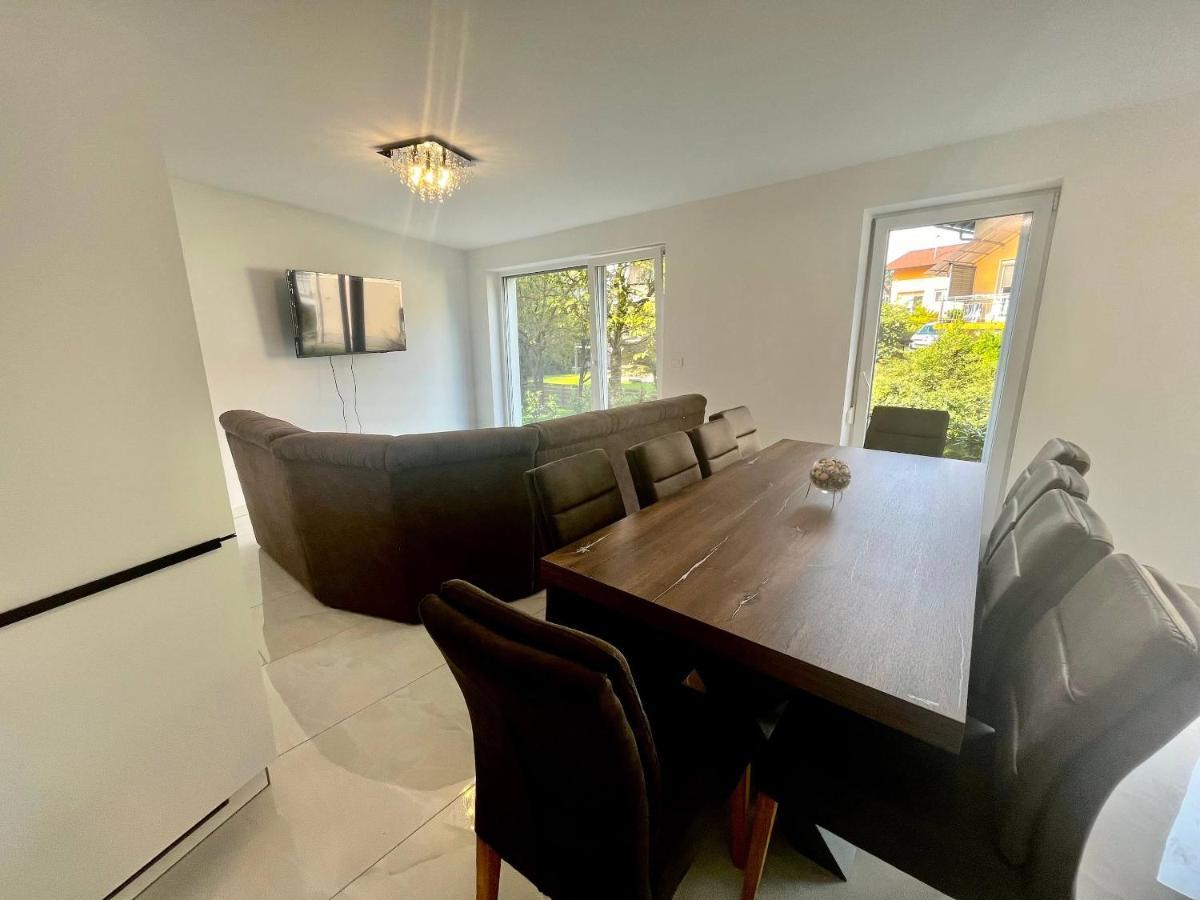 4 Bedroom Private House On The Hill Holiday home Ljubljana