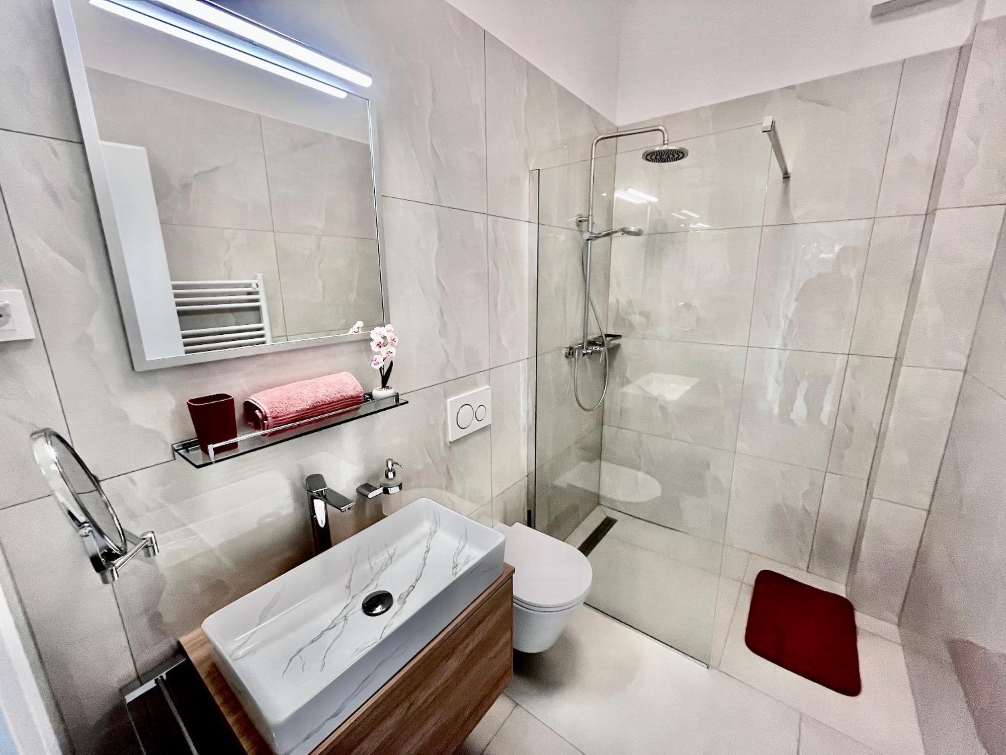 4 Bedroom Private House On The Hill Laibach