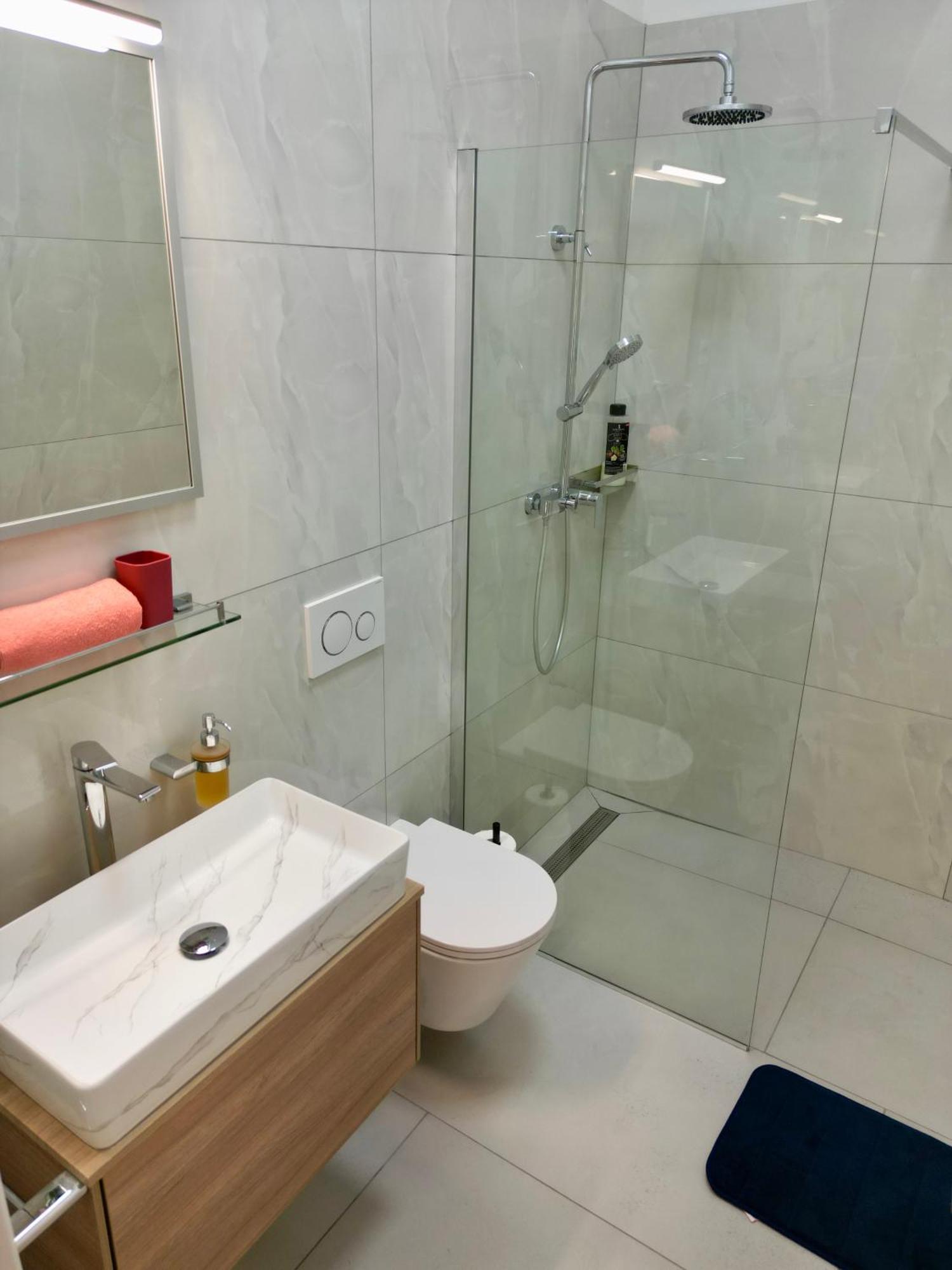 4 Bedroom Private House On The Hill Lubiana
