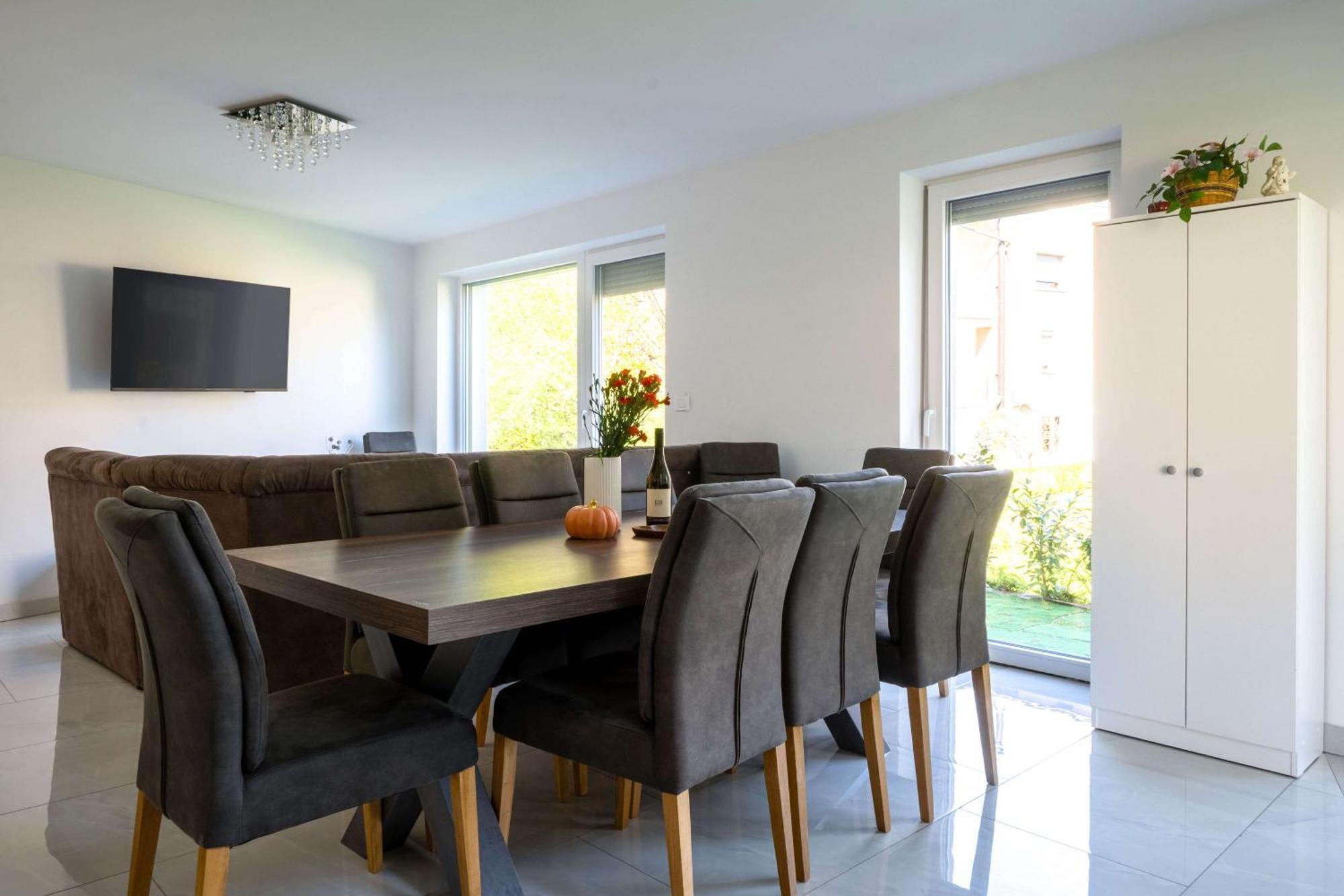 4 Bedroom Private House On The Hill Casa vacanze Lubiana